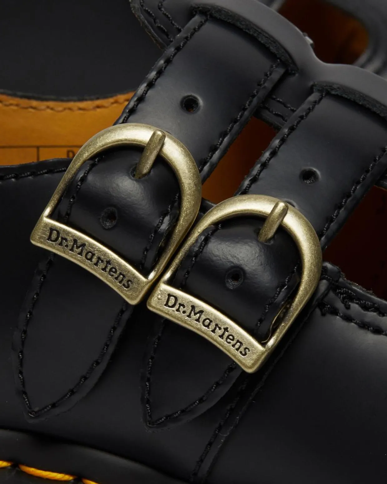 Dr. Martens Babies 8065 En Cuir Smooth Noir — Smooth Leather Outlet