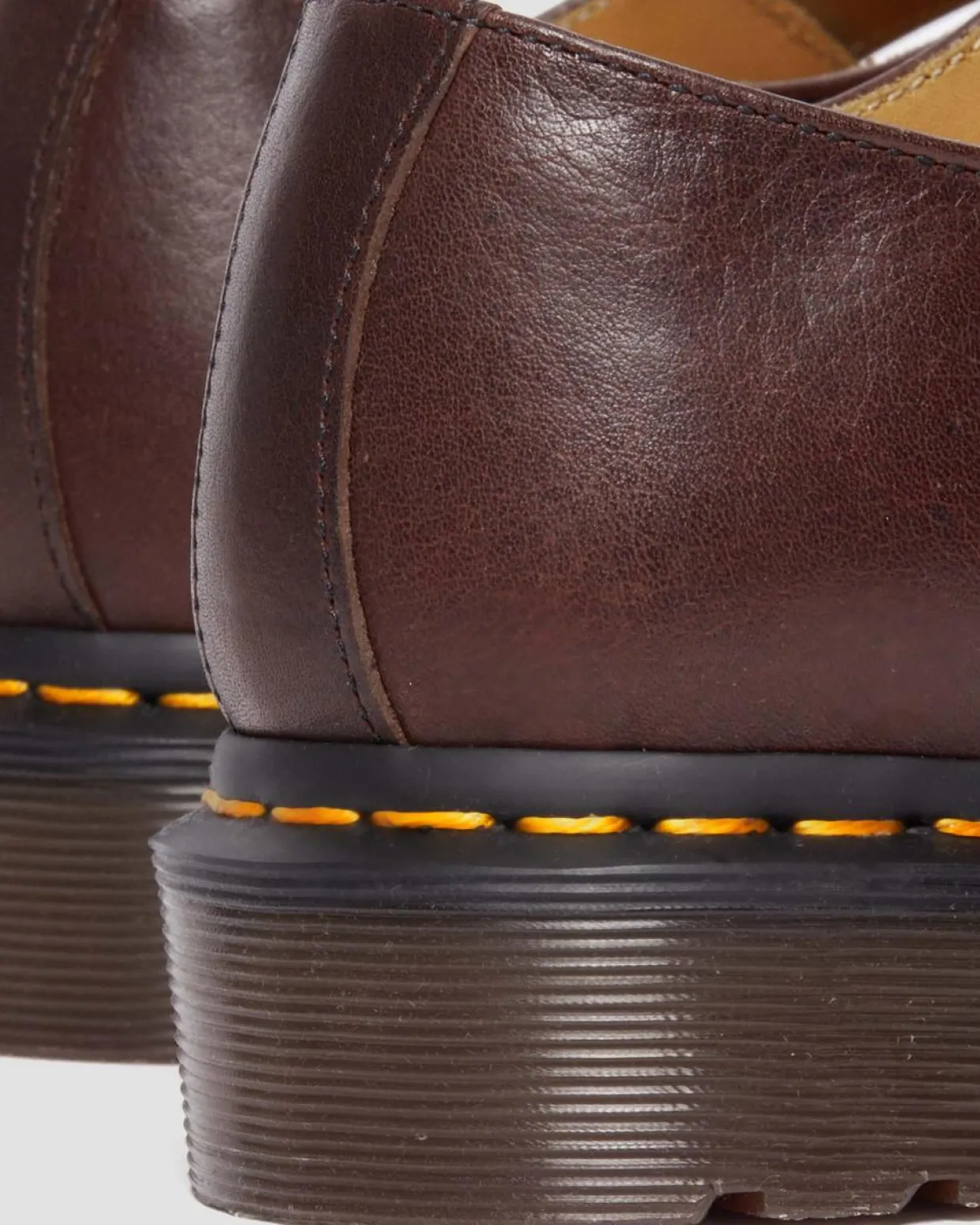 Dr. Martens Babies En Cuir Regency à Brides En T Whiskey — Regency Calf Best