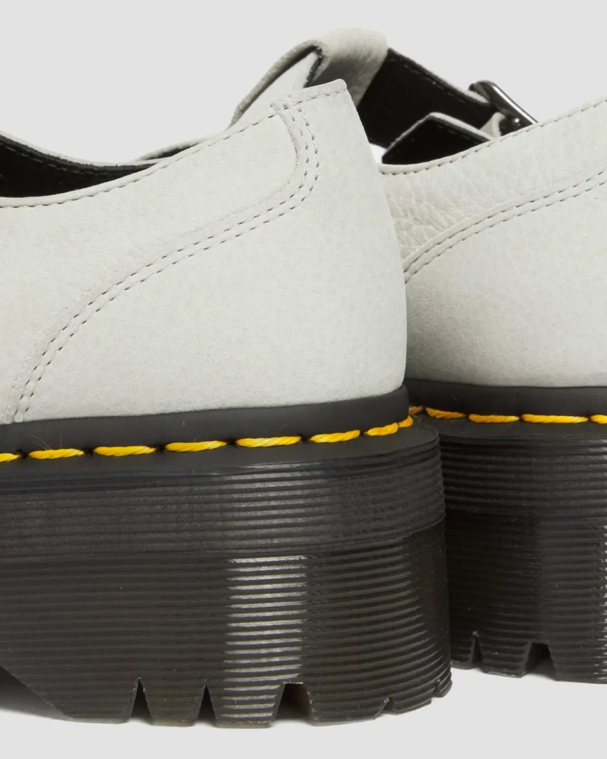 Dr. Martens Babies Plateformes Bethan En Cuir Tumbled Nubuck Smoked Mint — Tumbled Nubuck Best