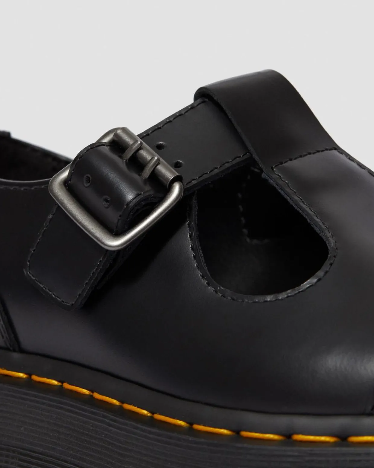 Dr. Martens Babies Plateformes Bethan En Cuir Smooth Noir — Polished Smooth Outlet
