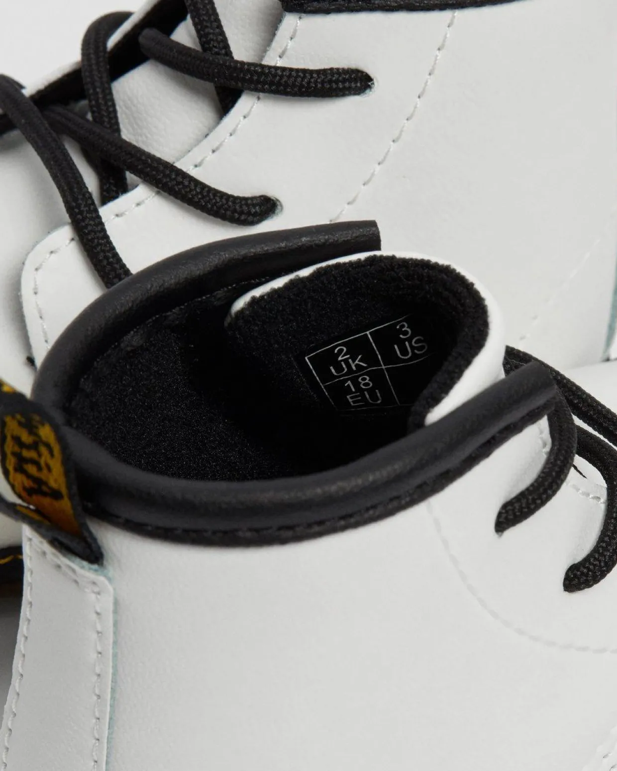 Dr. Martens Boots 1460 En Cuir Auburn Pour Nouveau-né Blanc — Mason Pu Split+Mason Nw Synthetic Sale