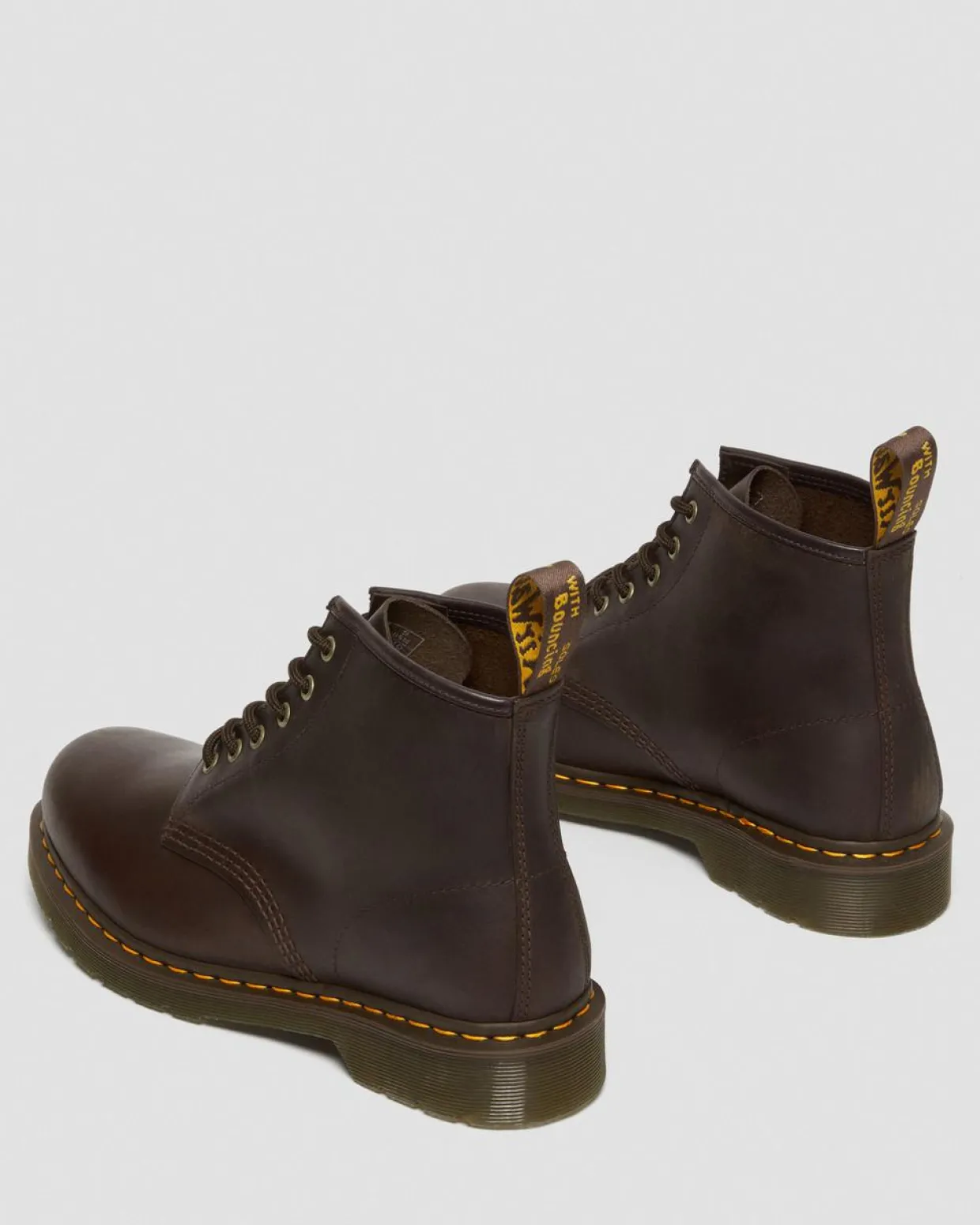 Dr. Martens Boots 101 En Cuir Crazy Horse Marron foncé — Crazy Horse Hot