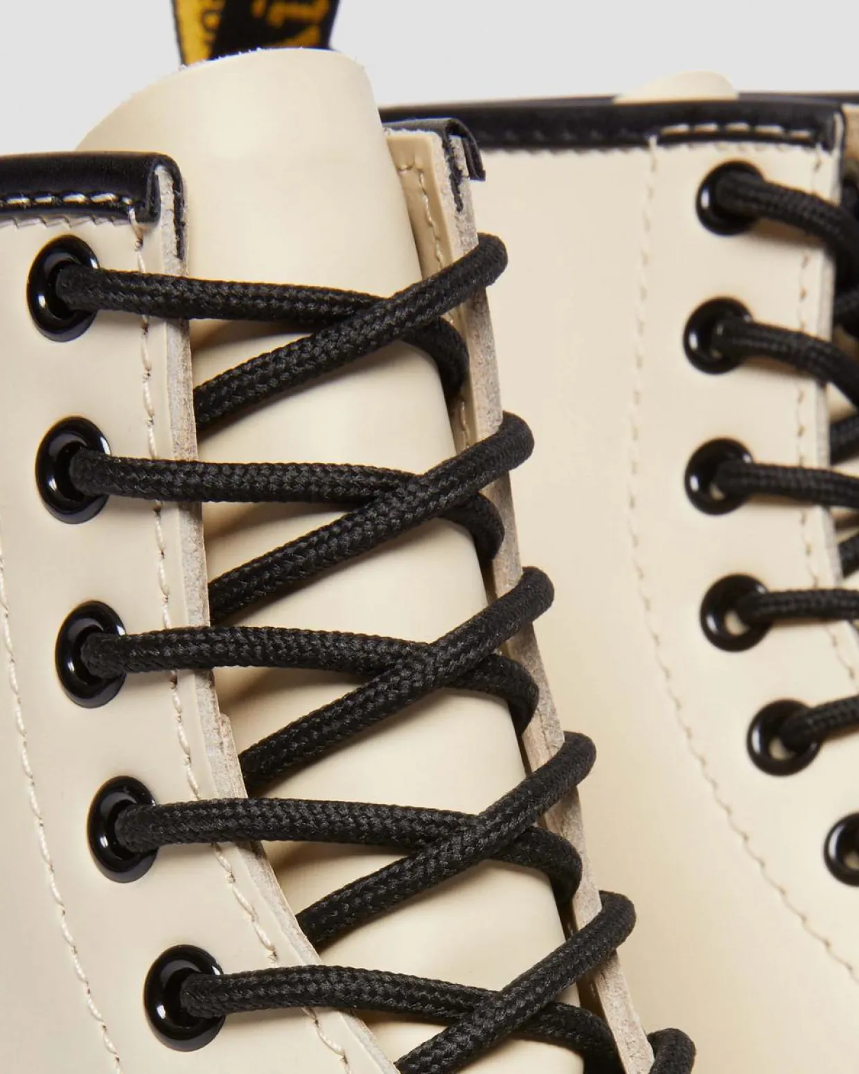 Dr. Martens Boots 1460 En Cuir Smooth à Lacets Beige texturé — Smooth Leather Fashion