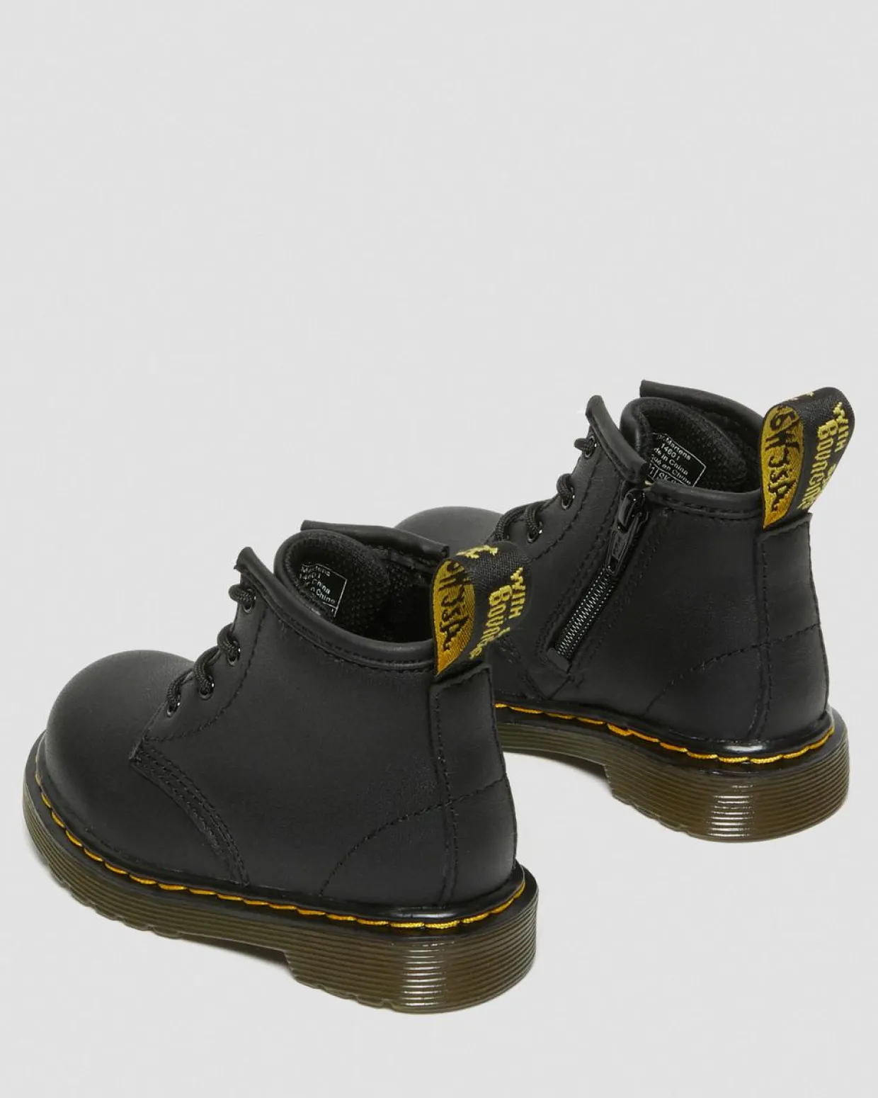 Dr. Martens Boots 1460 En Cuir Softy T Pour Bébé Noir — Softy T Fashion