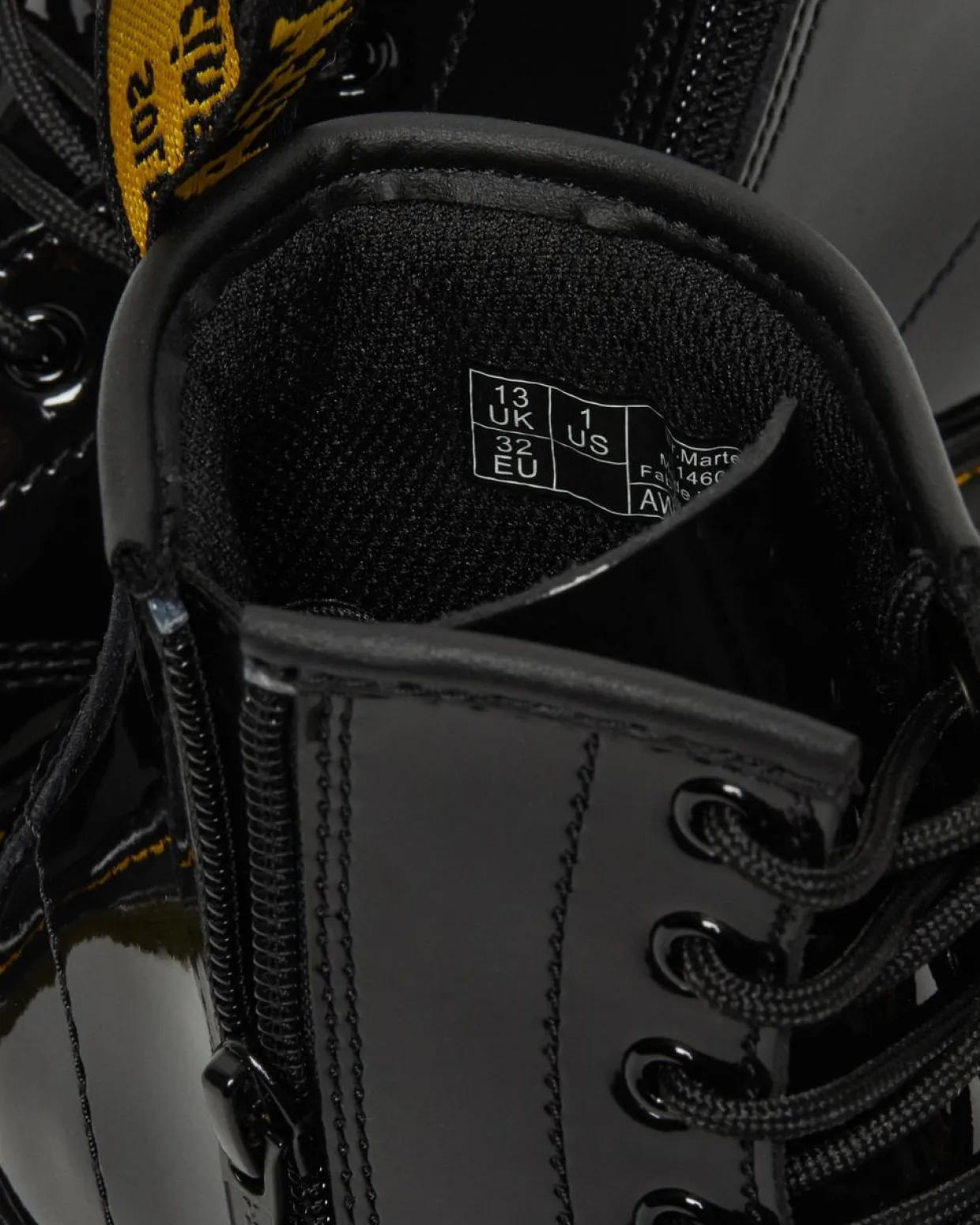 Dr. Martens Boots 1460 En Cuir Verni à Lacets Junior Noir — Patent Leather Sale