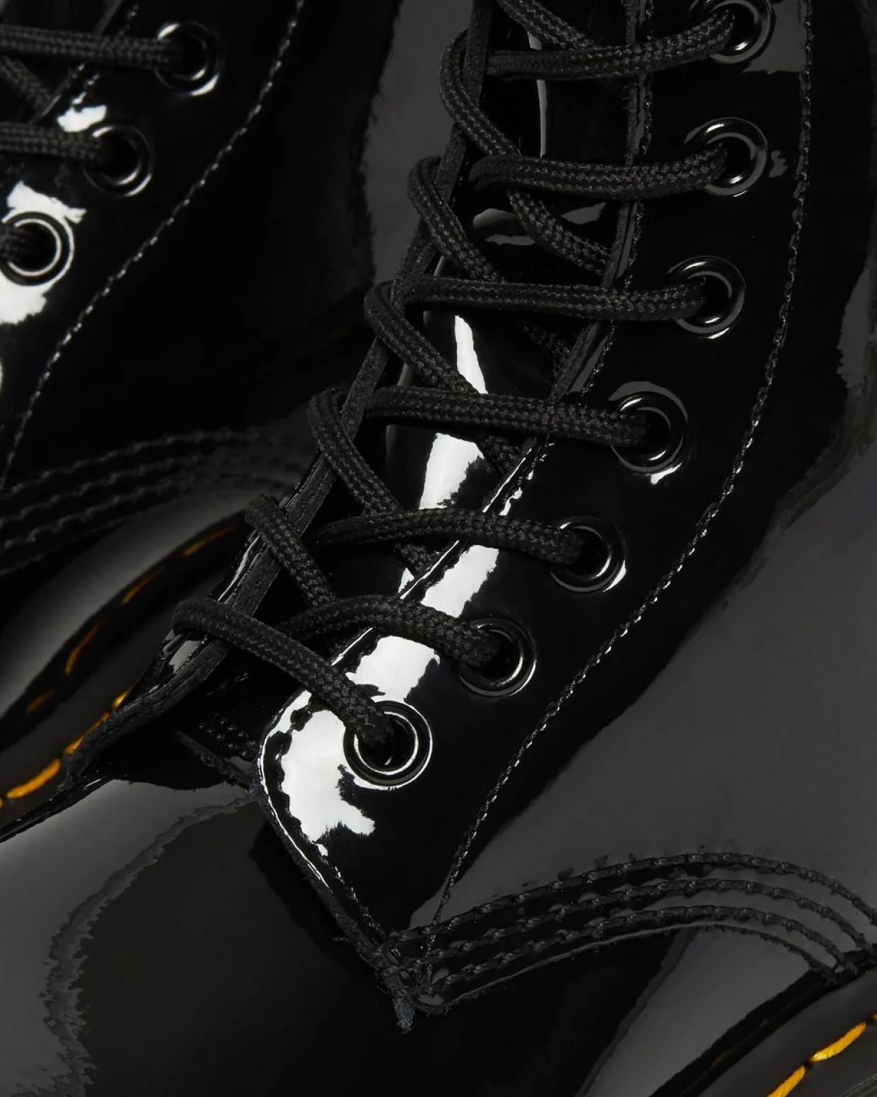 Dr. Martens Boots 1460 En Cuir Verni à Lacets Noir — Patent Leather Sale