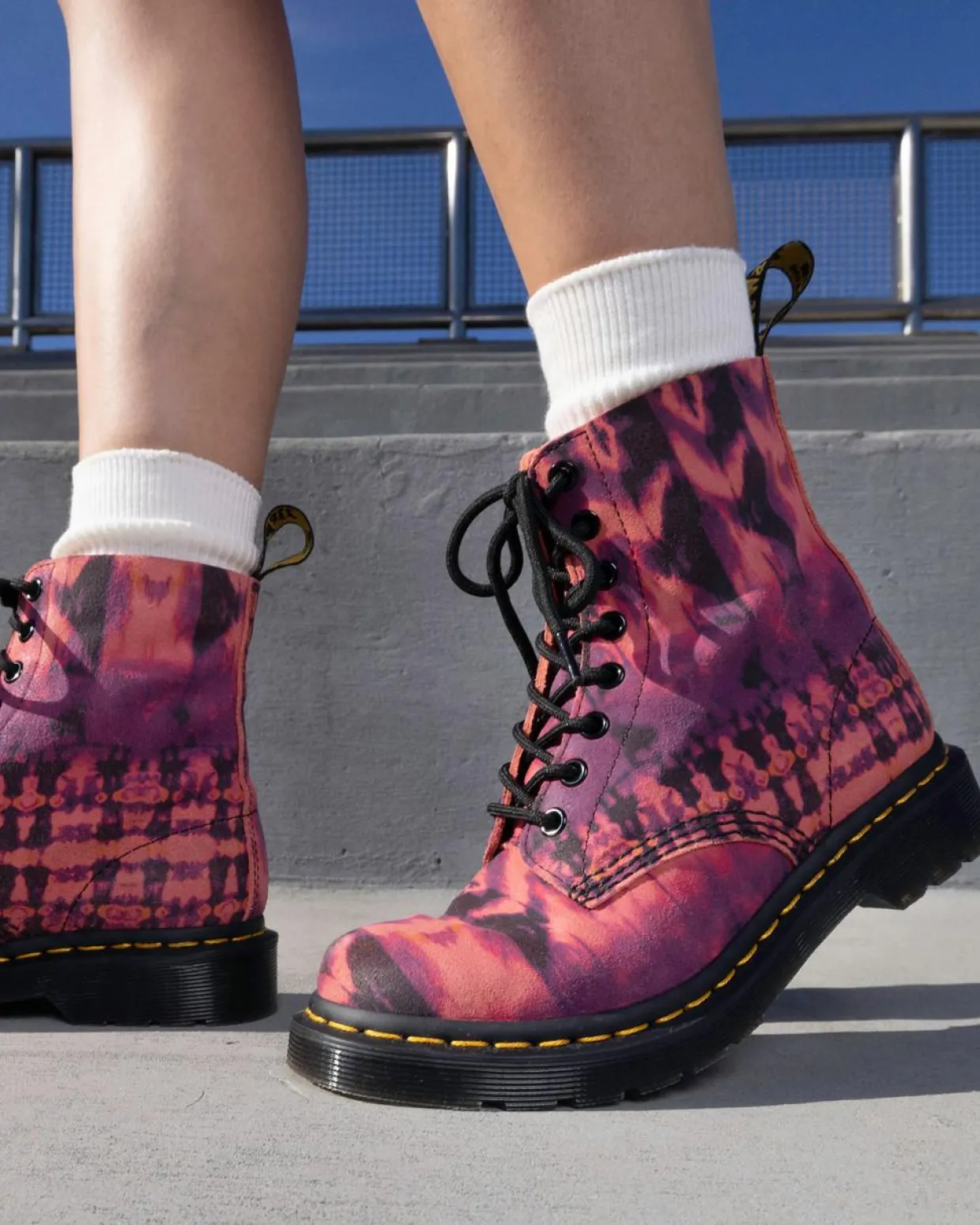 Dr. Martens Boots 1460 Pascal En Cuir Tie-dye à Lacets Violet Best Sale