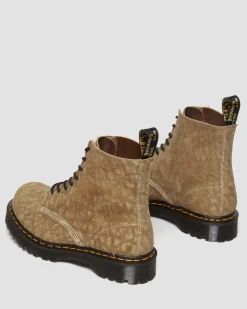 Dr. Martens Boots 1460 Pascal Made In England En Daim Gaufré à Lacets Savannah Tan — Grand Canyon Store