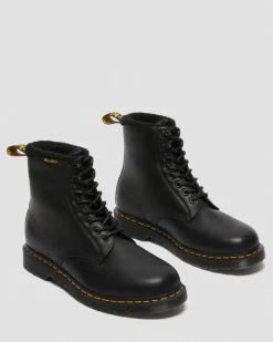 Dr. Martens Boots 1460 Pascal WarmWair En Cuir Valor WP Noir — Valor Wp New