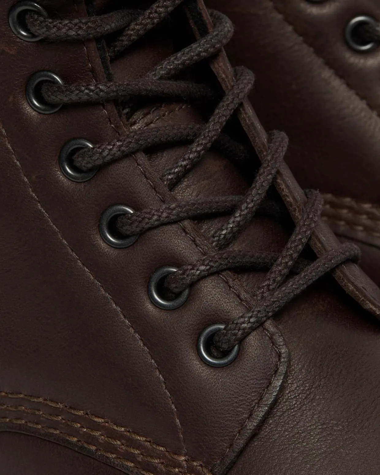 Dr. Martens Boots 1460 Pascal WarmWair En Cuir Valor WP Marron foncé — Valor Wp Cheap