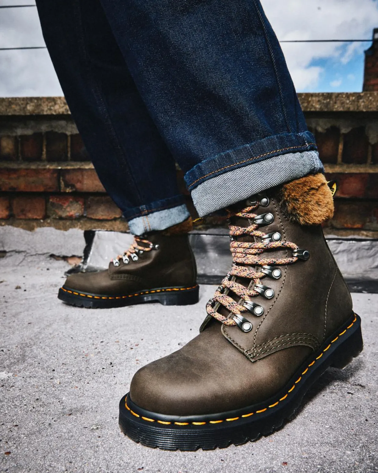 Dr. Martens Boots 1460 Serena à Col Doublées De Fourrure Synthétique Gris — Streeter+Milo Fur Online