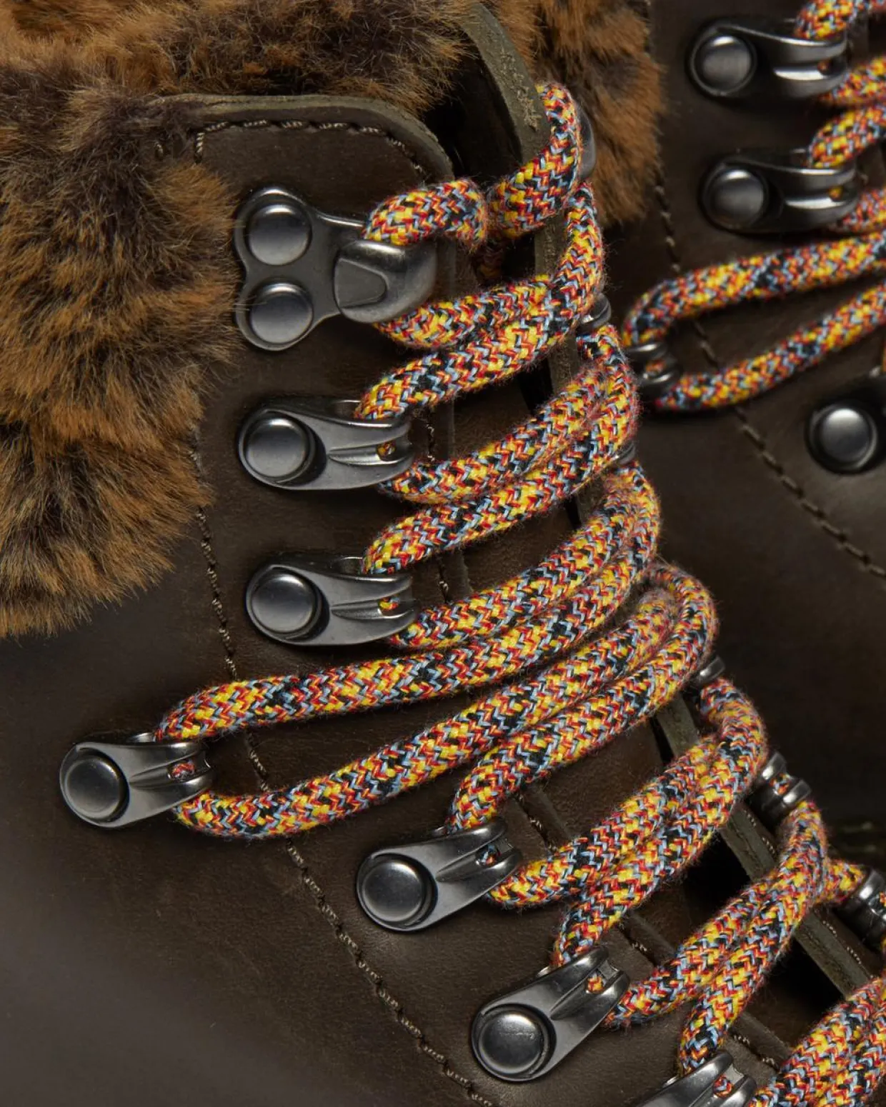Dr. Martens Boots 1460 Serena à Col Doublées De Fourrure Synthétique Gris — Streeter+Milo Fur Online