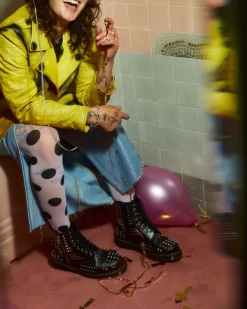 Dr. Martens Boots 1460 Studded Zip En Cuir Noir — Atlas Hot