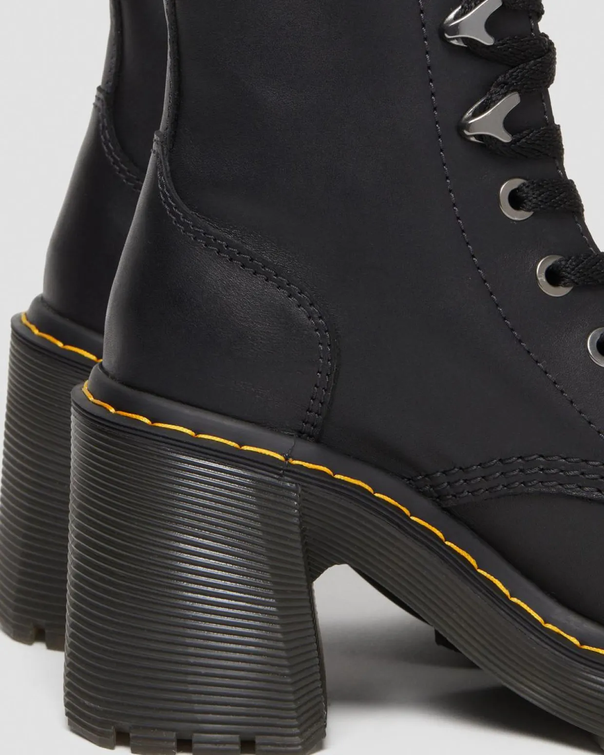 Dr. Martens Boots à Talons Jesy En Cuir Sendal Noir — Sendal New