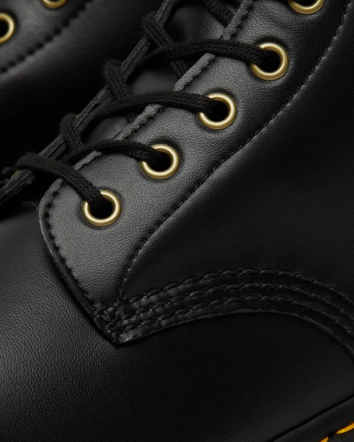 Dr. Martens Boots Basses 101 Felix Vegan Noir — Felix Rub Off Flash Sale