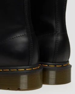 Dr. Martens Boots Basses 101 Yellow Stitch En Cuir Smooth Noir — Smooth Leather Shop