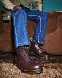Dr. Martens Boots Basses 101 Yellow Stitch En Cuir Smooth Bordeaux — Smooth Leather Fashion