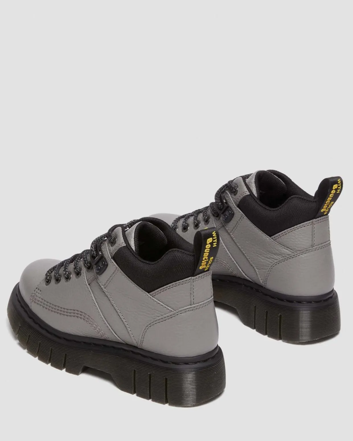 Dr. Martens Boots Basses Woodard En Cuir à Lacets NICKEL GREY+BLACK — Milled Nappa Clearance