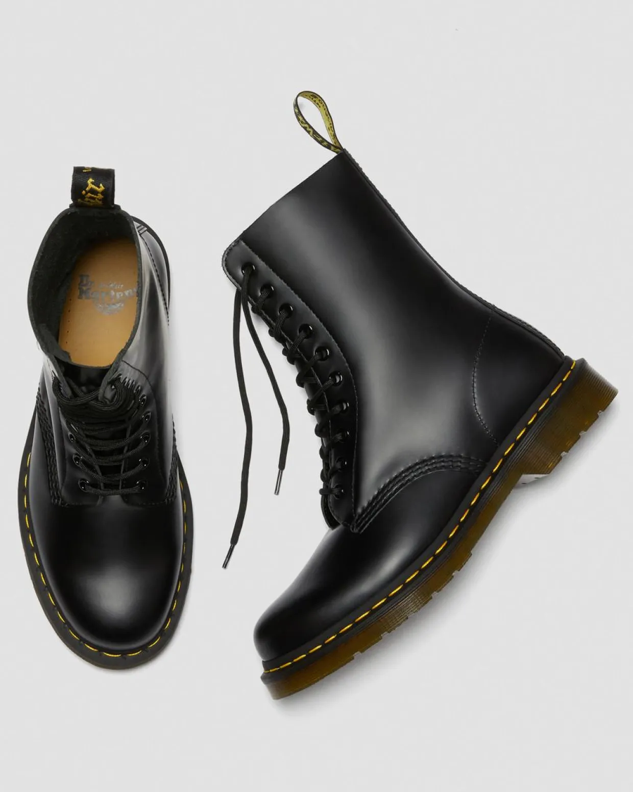 Dr. Martens Boots Montantes 1490 En Cuir Smooth à Lacets Noir — Smooth Leather New