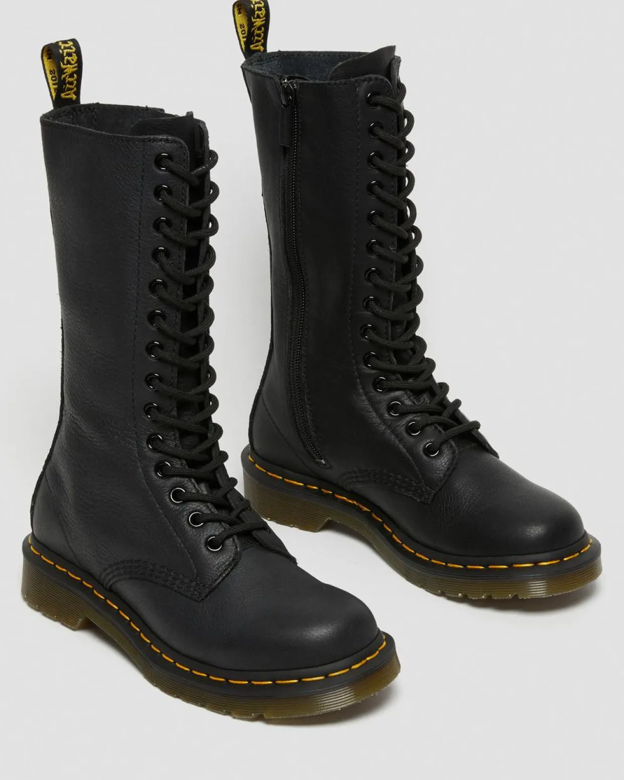 Dr. Martens Boots Montantes 1B99 En Cuir Virginia Noir — Virginia Cheap
