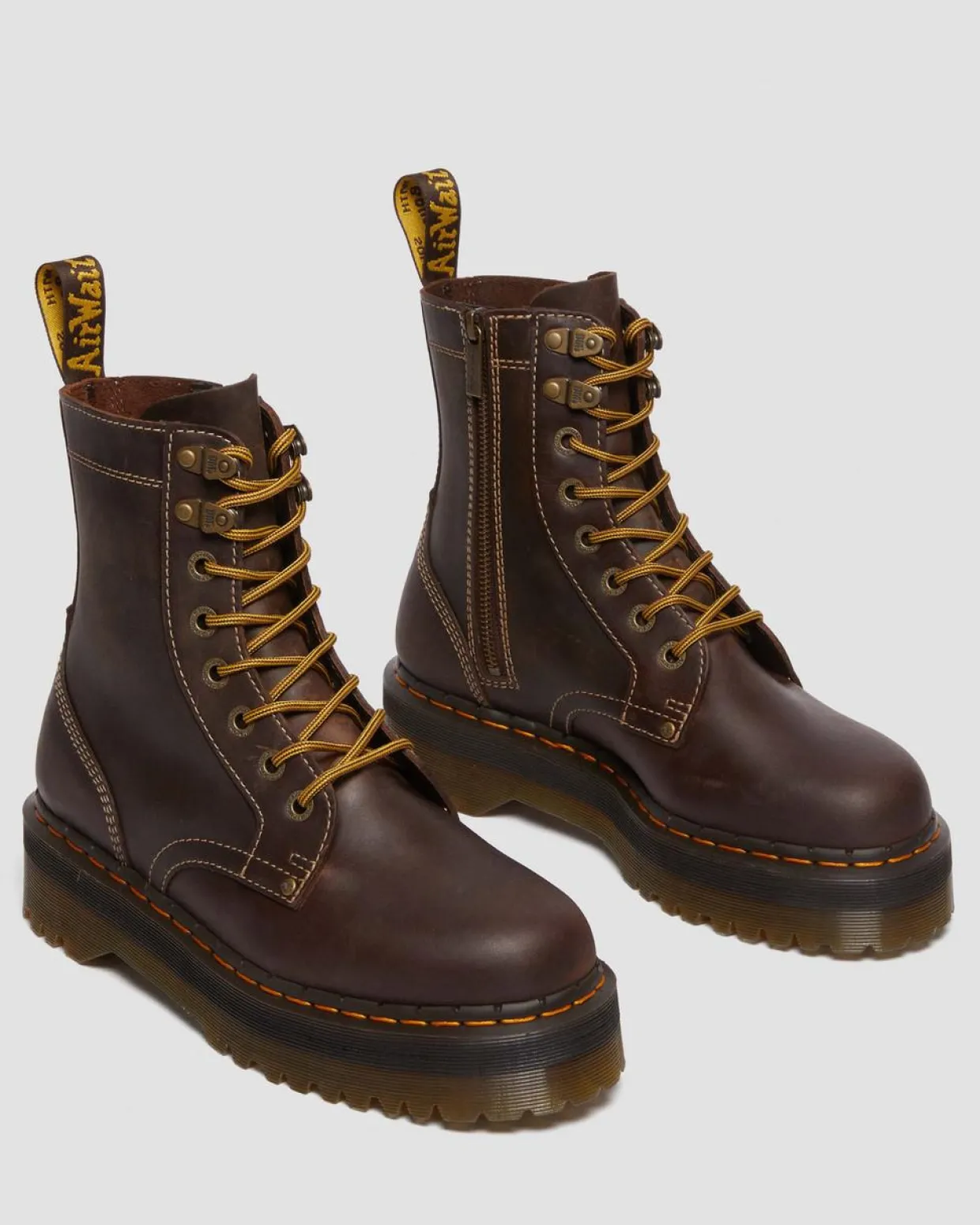 Dr. Martens Boots Plateformes Jadon En Cuir Marron — Crazy Horse Store