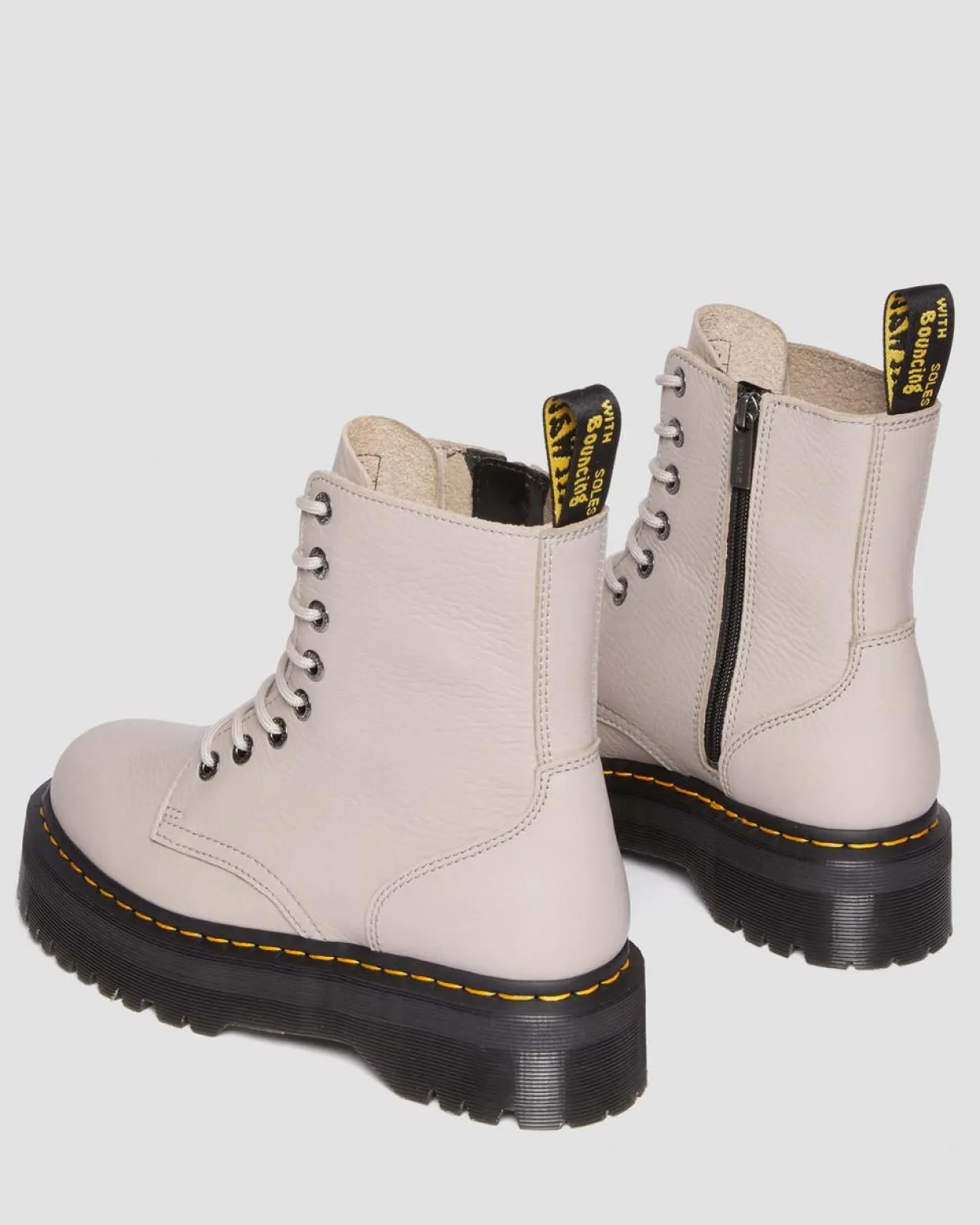 Dr. Martens Boots Plateformes Jadon III En Cuir Pisa VINTAGE TAUPE — Pisa Best