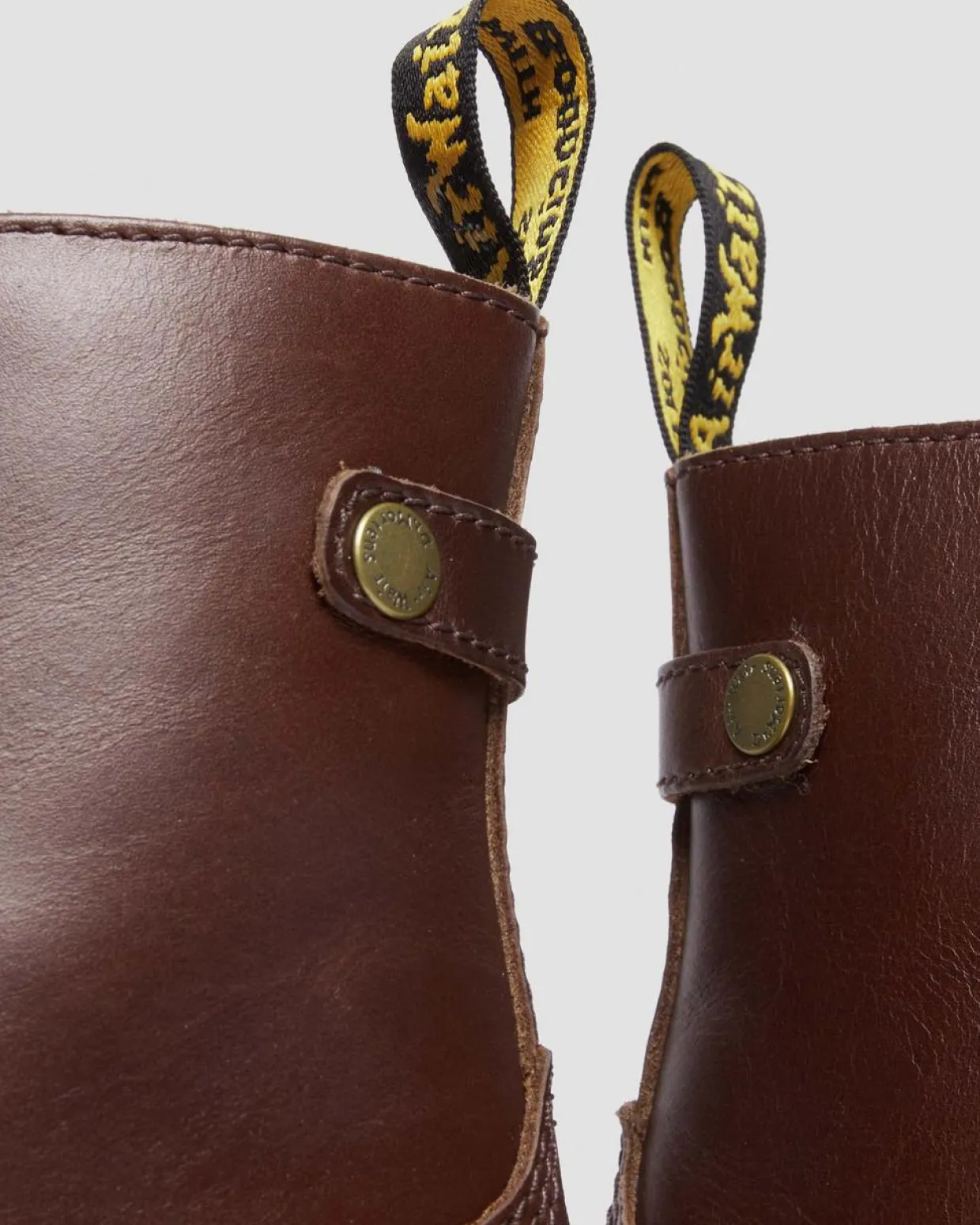 Dr. Martens Boots Plateformes Jetta Dark Brown — Sendal Best