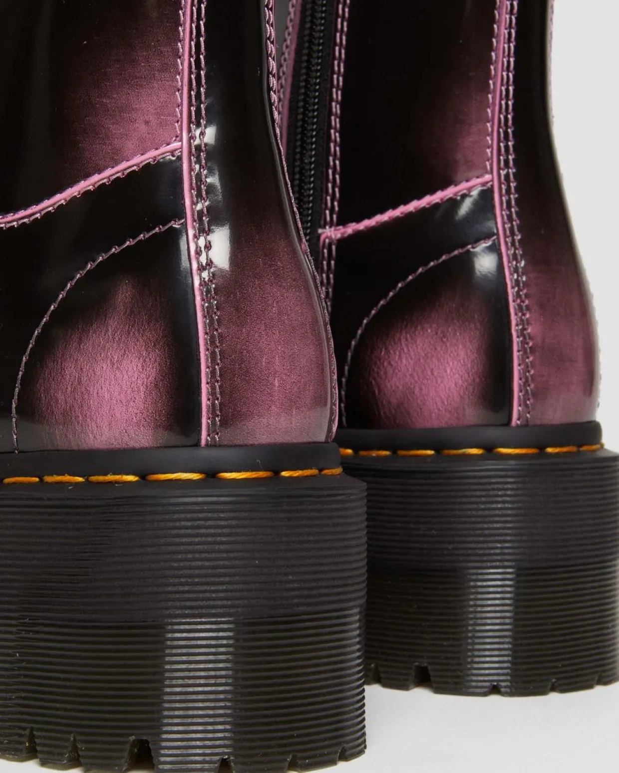 Dr. Martens Boots Plateformes Jetta Hi Max En Cuir Effet Vieilli Fondant Pink — Arcadia Store