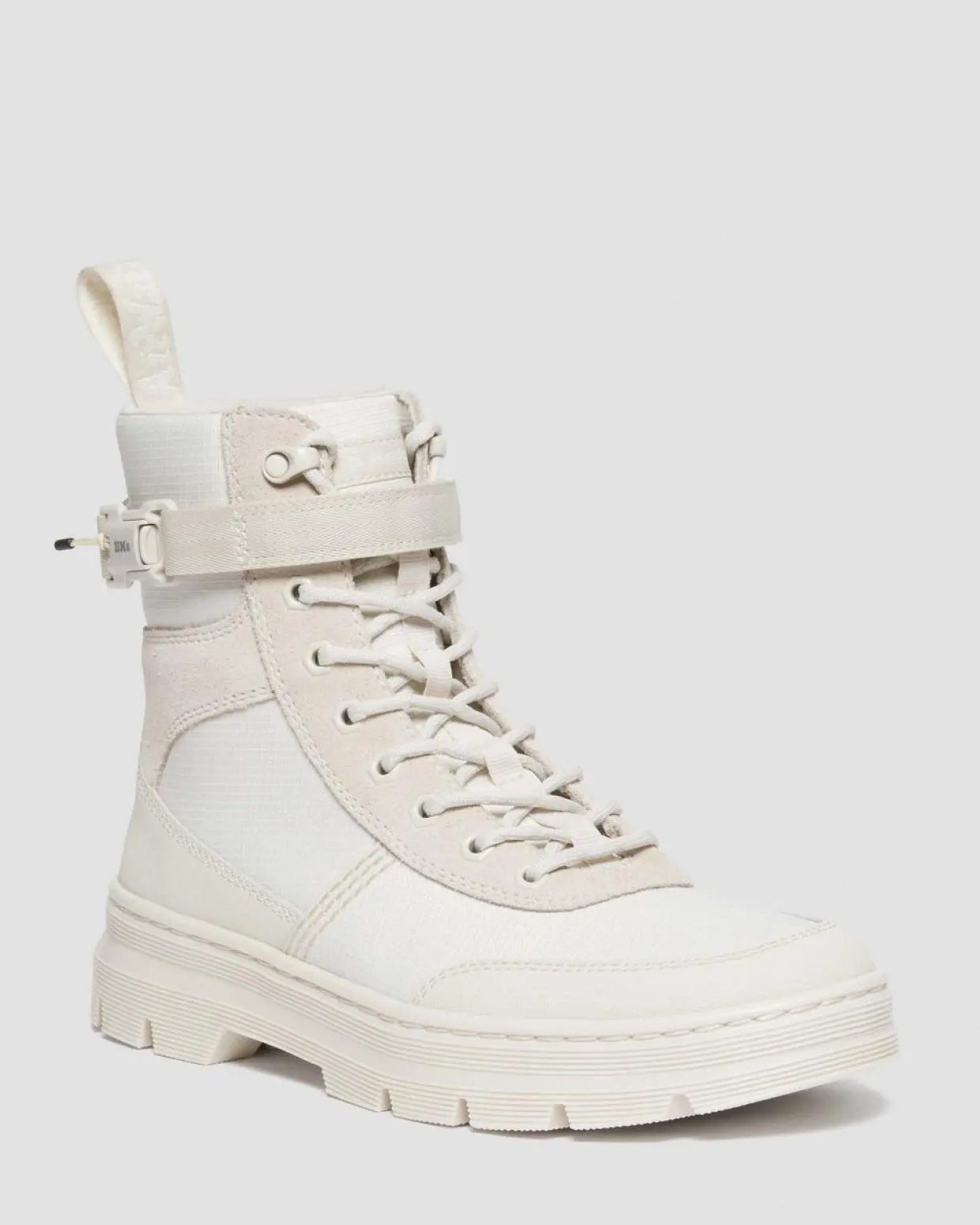 Dr. Martens Boots Utilitaires Combs Tech En Poly Et En Daim Off White+Natural — Poly Ripstop + Eh Suede + Ajax New