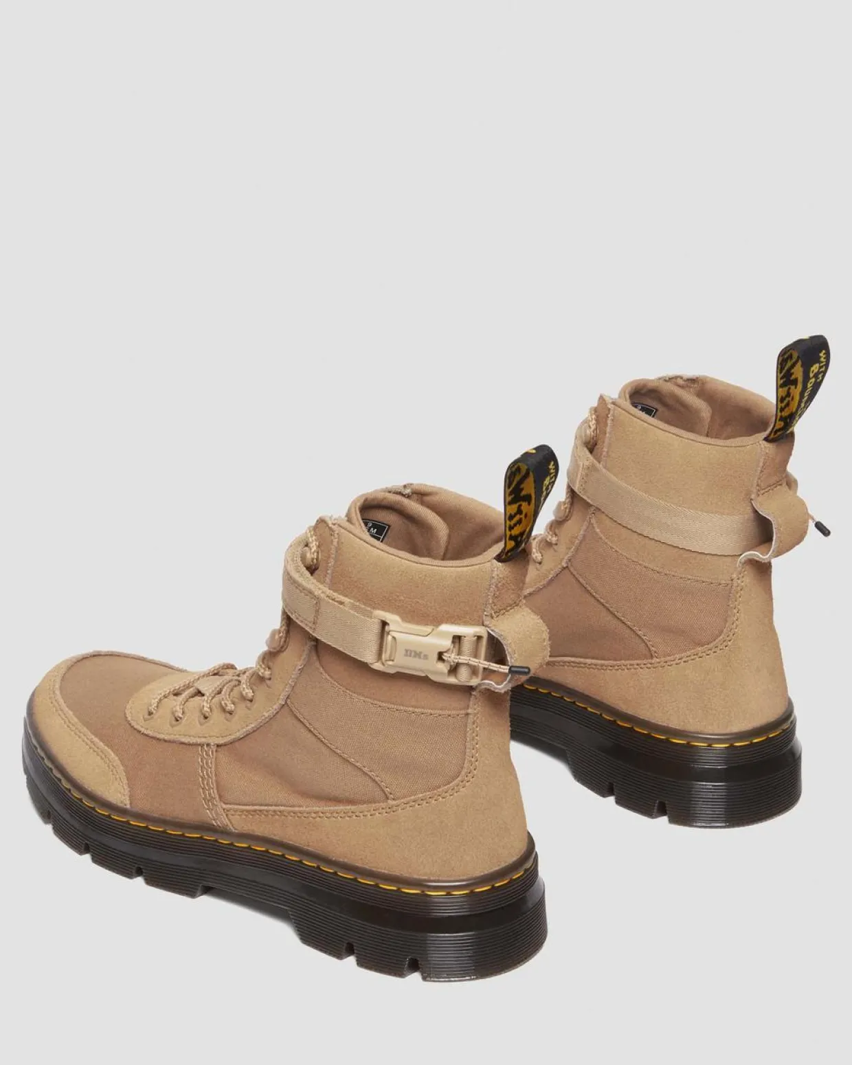 Dr. Martens Boots Utilitaires Combs Tech En Toile Et En Daim Savannah Tan — E.H.Suede Cheap