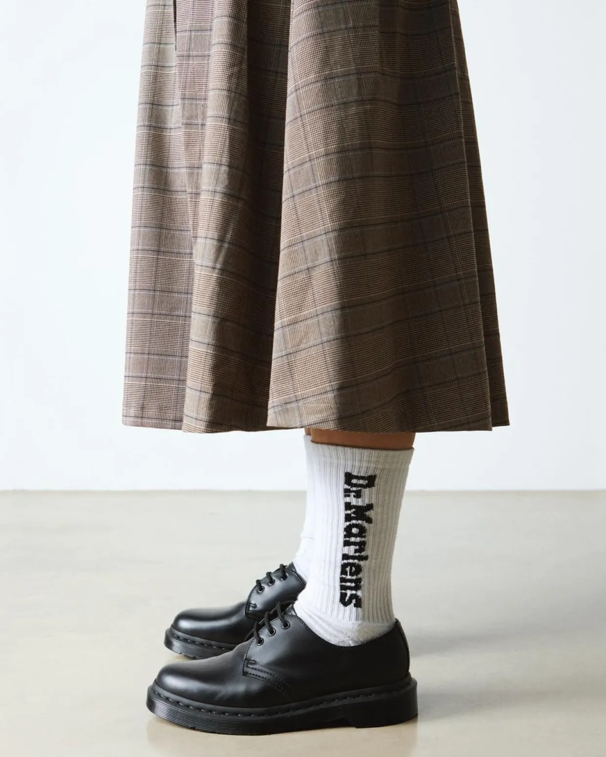 Dr. Martens Chaussettes Vertical Logo En Coton Mélangé Blanc — Organic Cotton Blend New