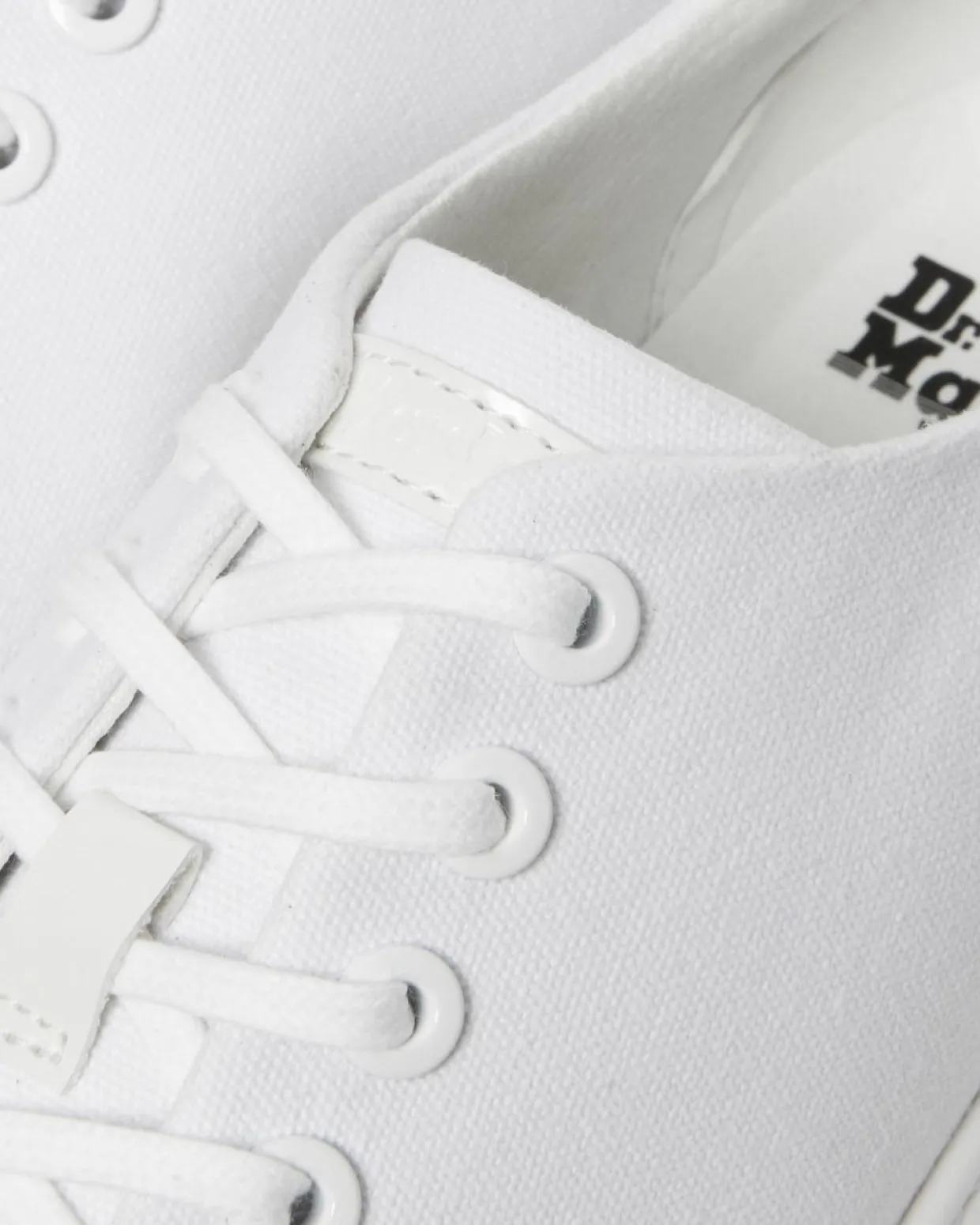 Dr. Martens Chaussures Casual Dante En Toile Blanc — Canvas Store