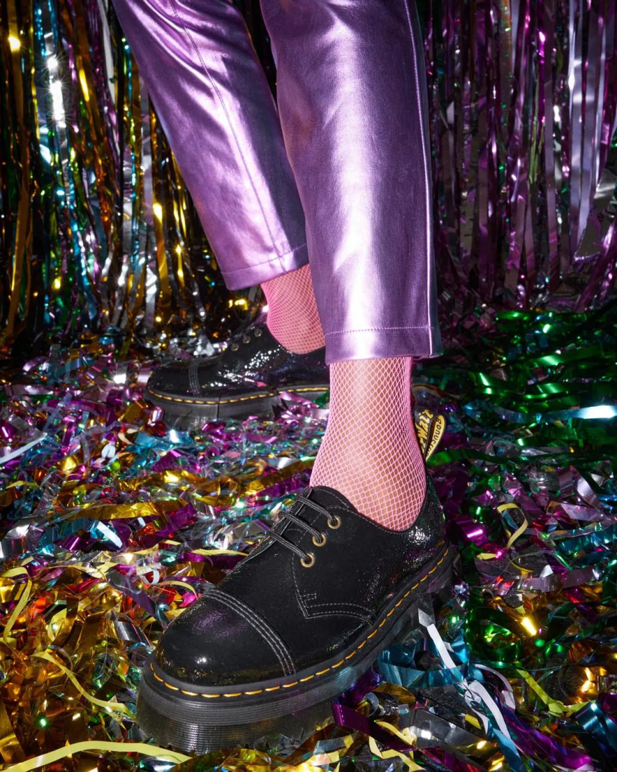 Dr. Martens Chaussures Plateformes 1461 Quad En Cuir Verni Noir — Distressed Patent Discount