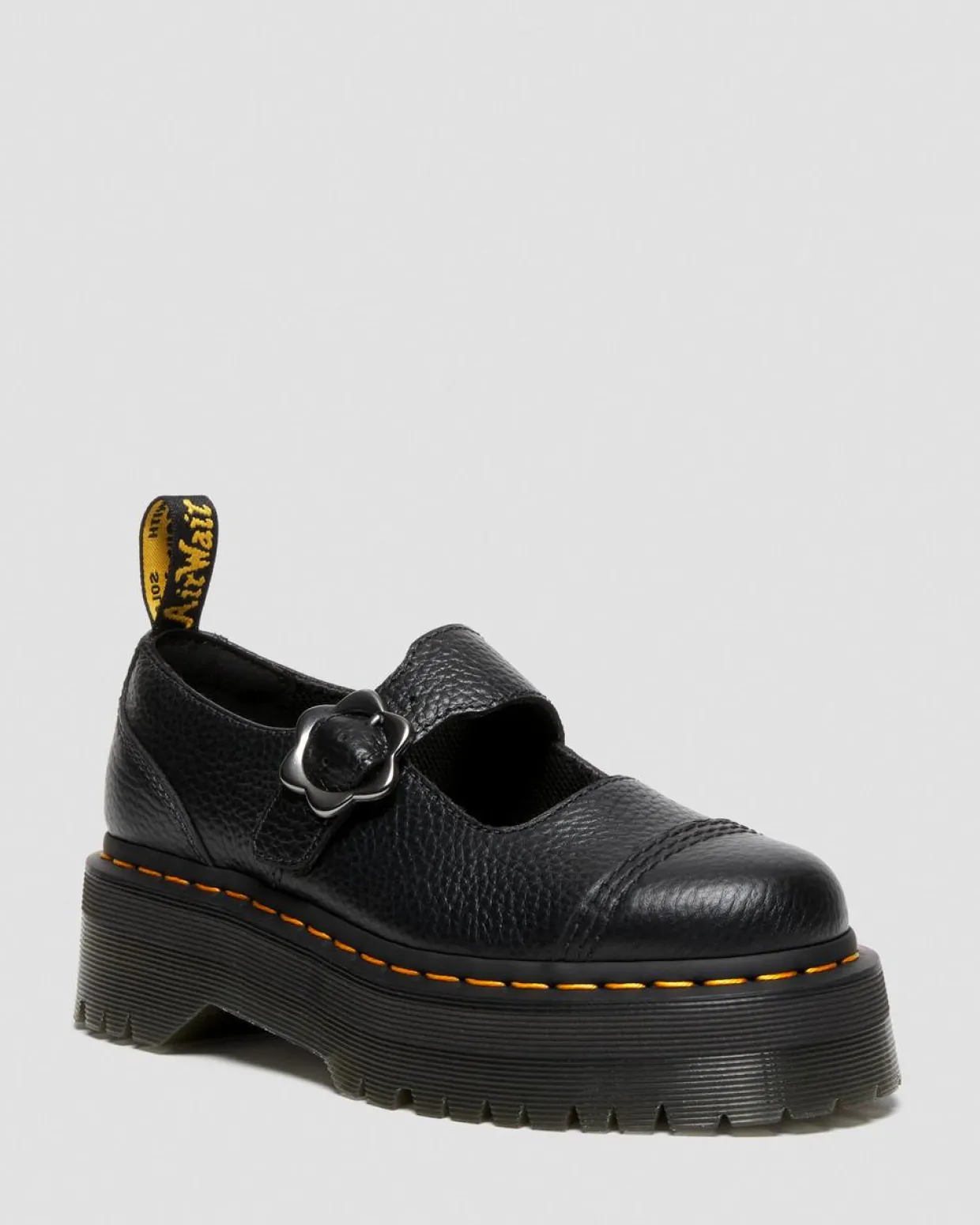 Dr. Martens Chaussures Plateformes Addina Flower En Cuir à Boucles Noir — Milled Nappa Fashion