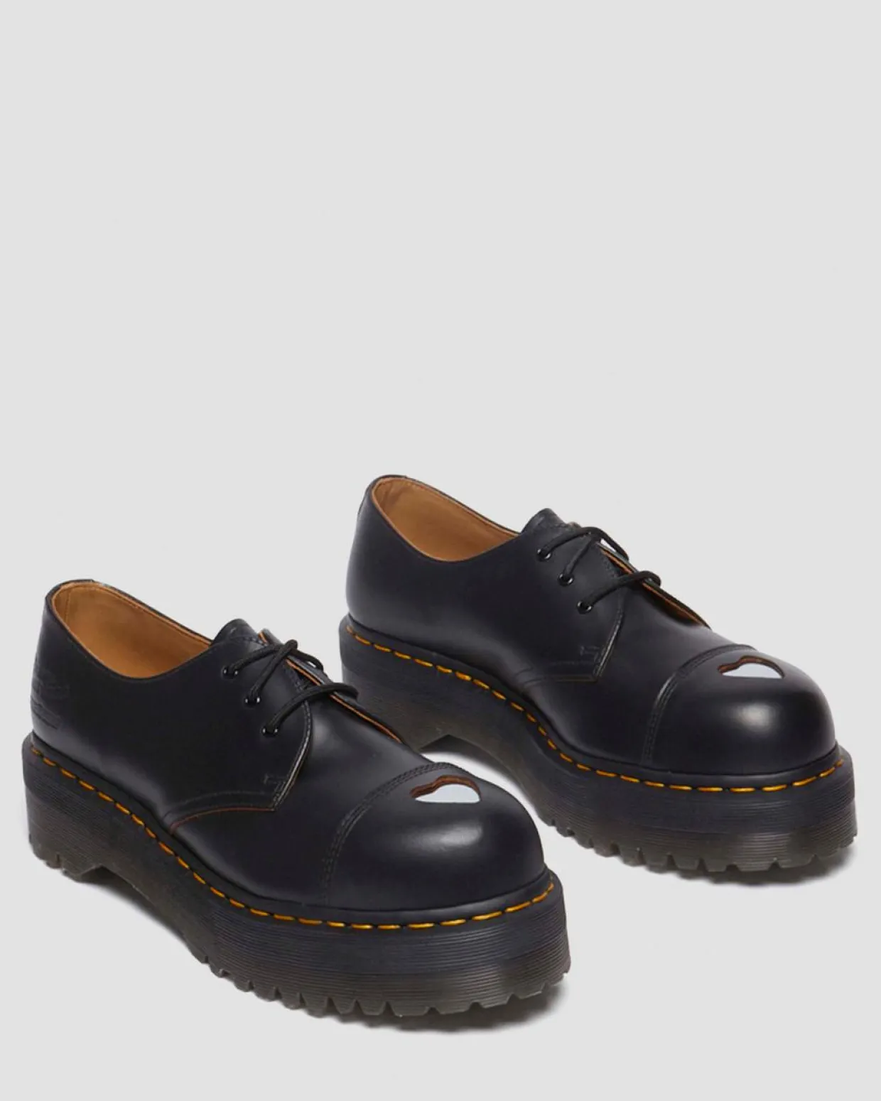 Dr. Martens CHAUSSURES PLATEFORMES QUAD 1461 MADEME EN CUIR VINTAGE SMOOTH Noir — Vintage Smooth Shop