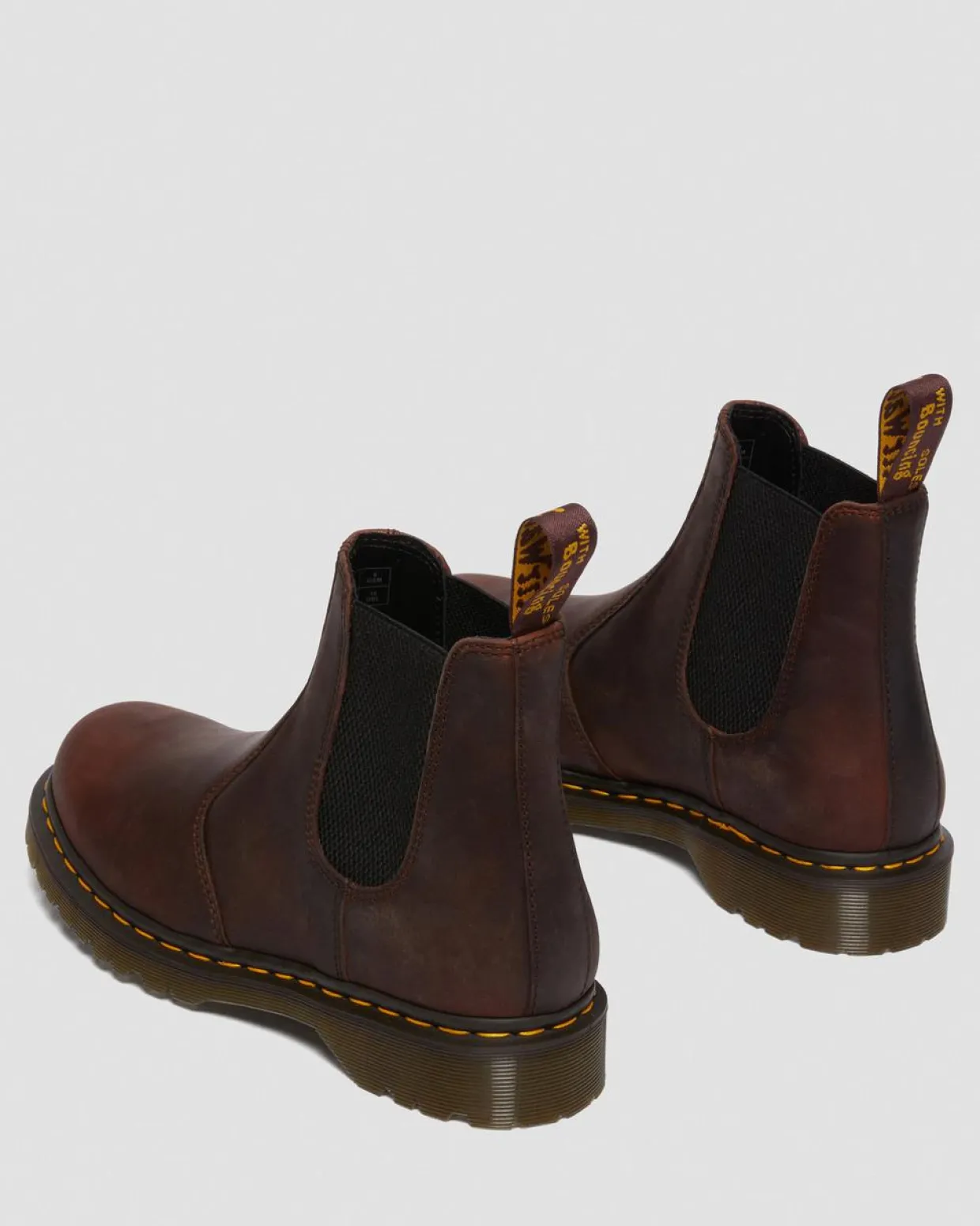 Dr. Martens Chelsea Boots 2976 En Cuir Waxed Full Grain Chestnut — Waxed Full Grain Fashion