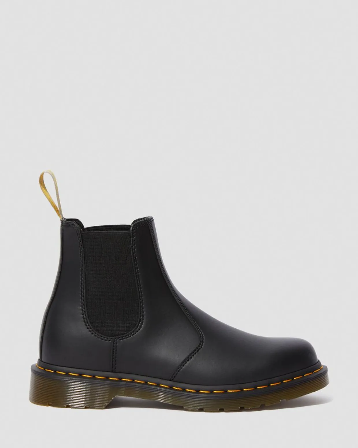 Dr. Martens Chelsea Boots 2976 Felix Vegan Noir — Felix Rub Off Outlet