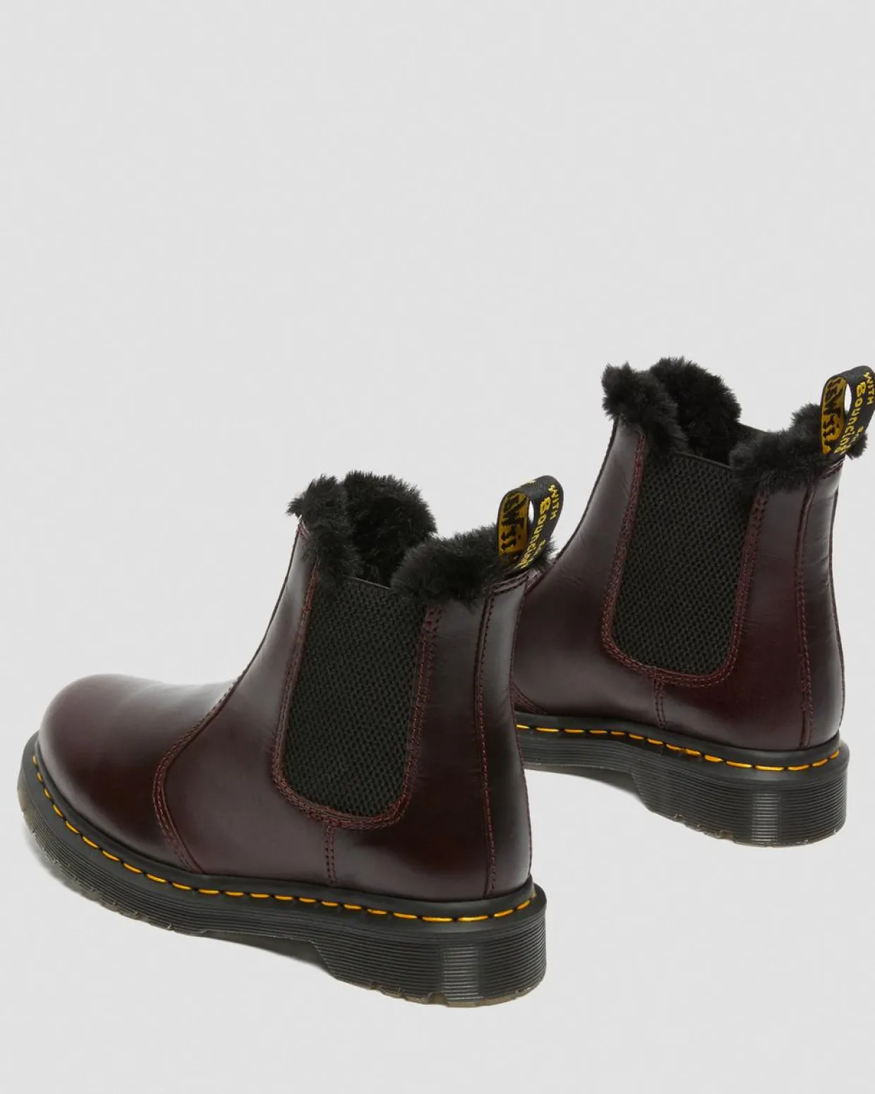 Dr. Martens Chelsea Boots 2976 Leonore Doublées De Fourrure Synthétique Rouge Oxblood — Atlas Best