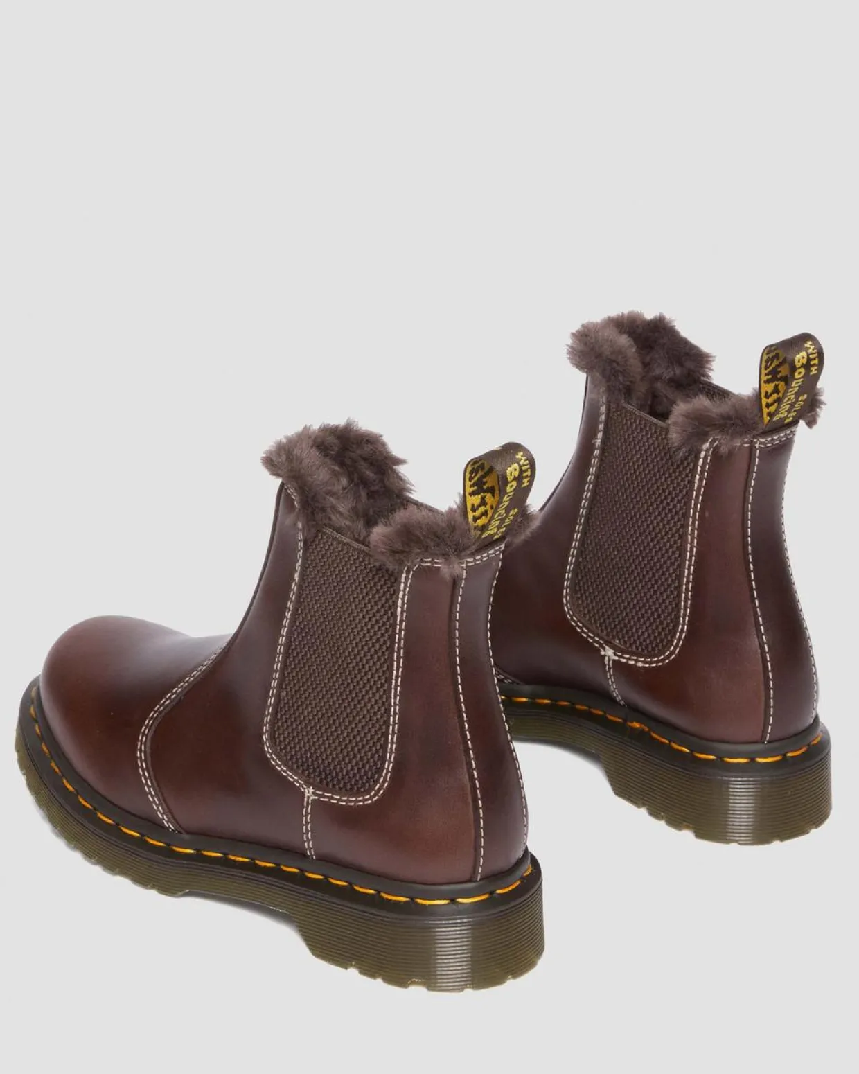 Dr. Martens Chelsea Boots 2976 Leonore En Cuir Et Fourrure Synthétique Dark Brown Flash Sale