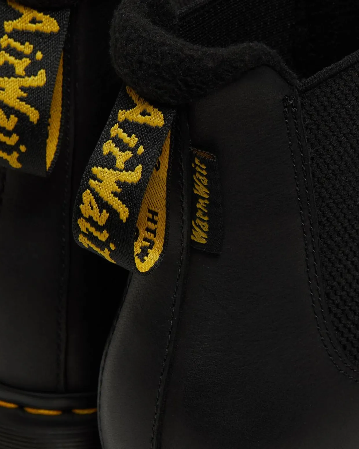 Dr. Martens Chelsea Boots 2976 WarmWair En Cuir Valor WP Noir — Valor Wp Cheap