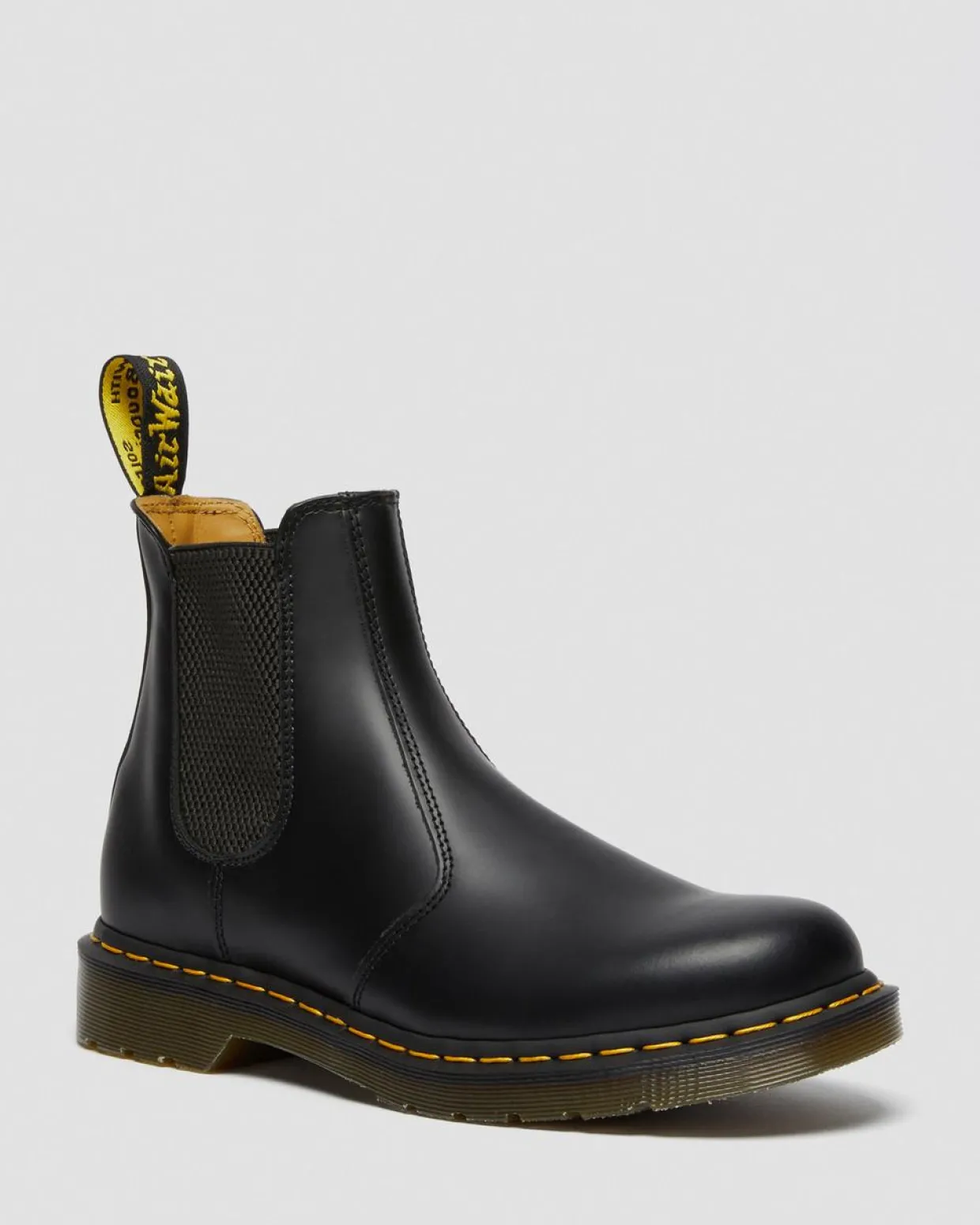 Dr. Martens Chelsea Boots 2976 Yellow Stitch En Cuir Smooth Noir — Smooth Leather Discount