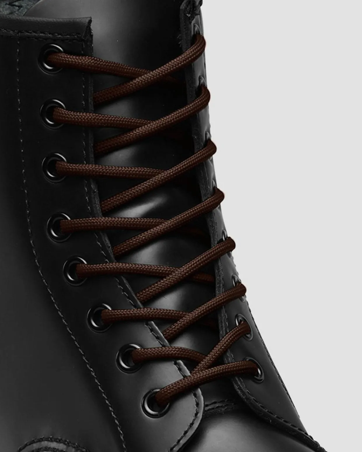Dr. Martens Lacets Ronds 140 Cm (8-10 œillets) Marron — Polyester Store
