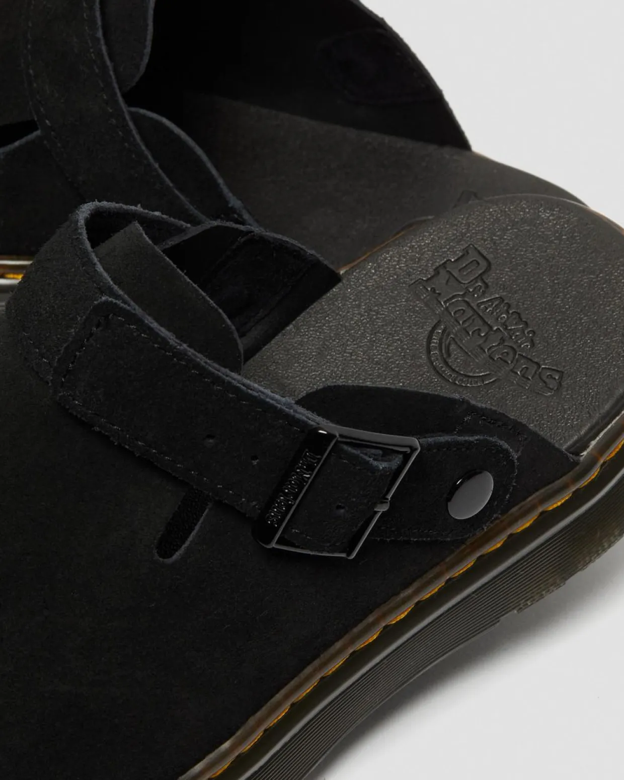 Dr. Martens Mules En Daim Carlson Noir — E.H.Suede Fashion