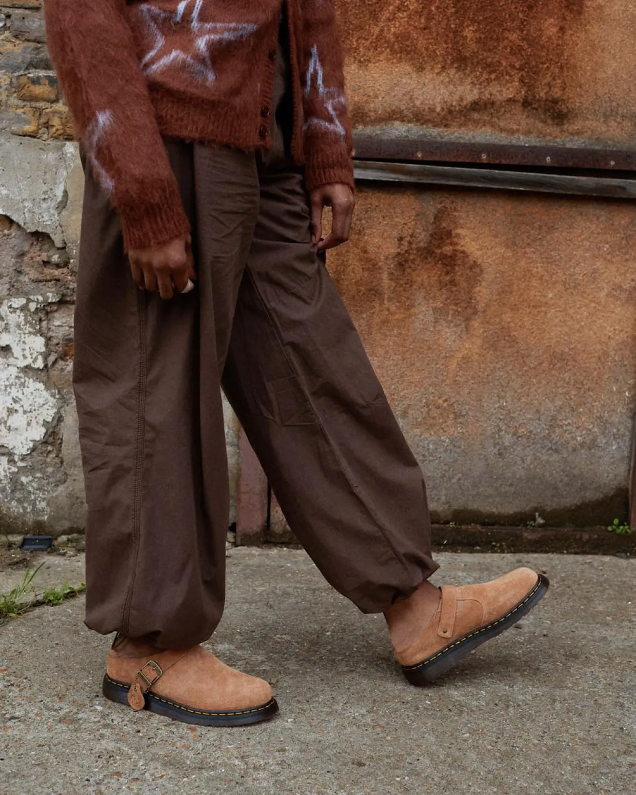 Dr. Martens Mules Isham En Daim Desert Oasis Sable+Camel — Desert Oasis Suede Best