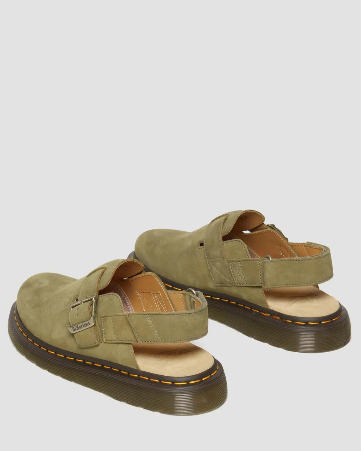 Dr. Martens Mules Jorge II En Cuir Tumbled Nubuck à Brides Muted Olive — Tumbled Nubuck Hot