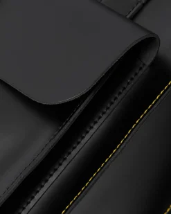 Dr. Martens Sac à Dos En Cuirs Kiev Et Smooth à Compartiments Noir — Kiev & Smooth Cheap