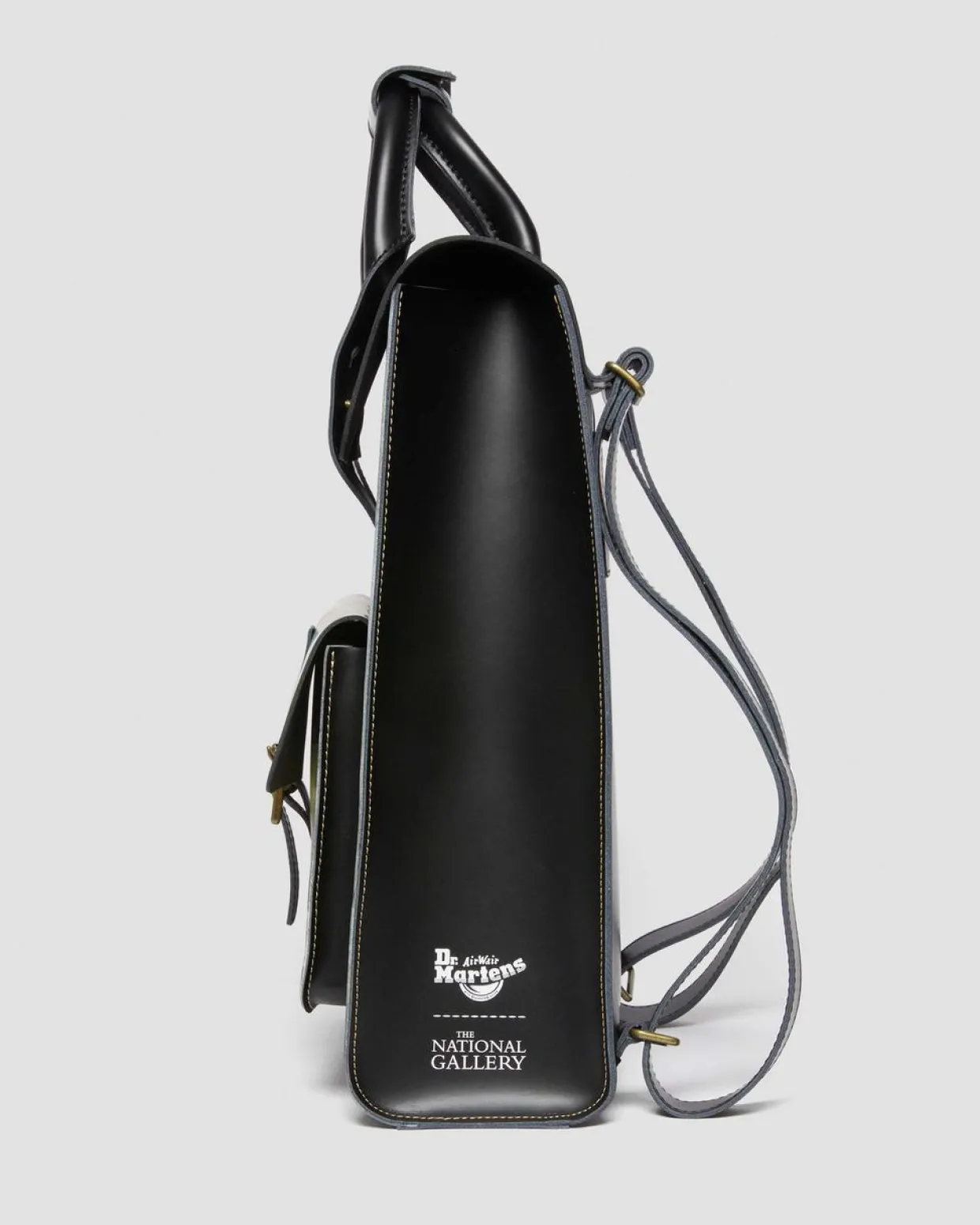 Dr. Martens SAC À DOS THE NATIONAL GALLERY HARMEN STEENWYCK EN CUIR Blanc+Noir — Backhand Strawgrain+Kiev Online