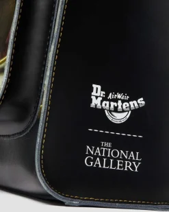 Dr. Martens SAC À DOS THE NATIONAL GALLERY HARMEN STEENWYCK EN CUIR Blanc+Noir — Backhand Strawgrain+Kiev Online