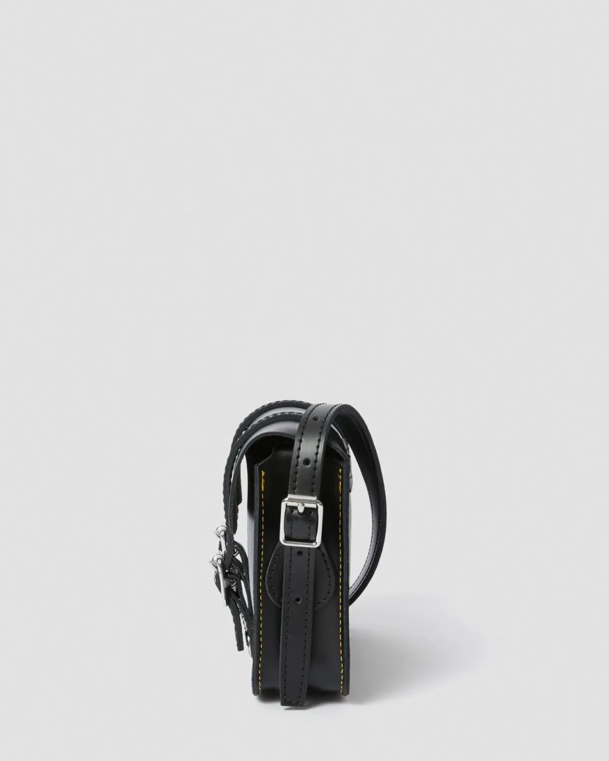 Dr. Martens Sac Bandoulière En Cuir 18 Cm Noir — Smooth Leather Cheap