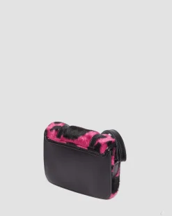 Dr. Martens Sac Bandoulière En Hair-On Imprimé Vache 18 Cm THRIFT PINK+BLACK — Cow Print + Kiev Online